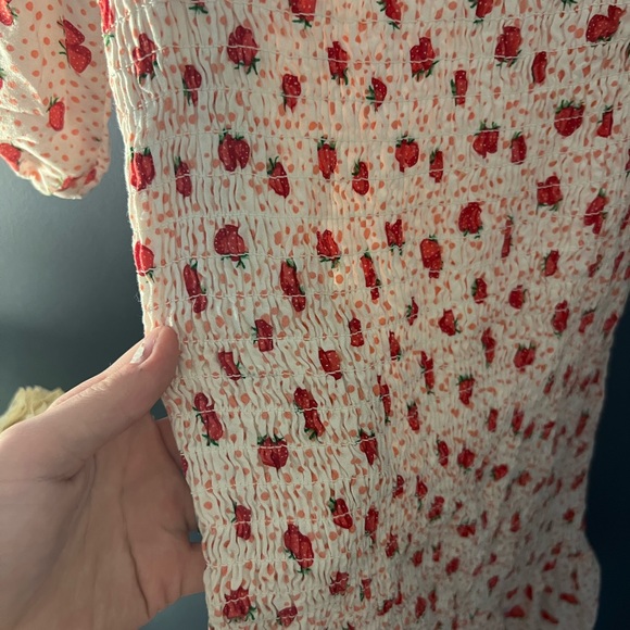 Strawberry Dress - Picture 2 of 3